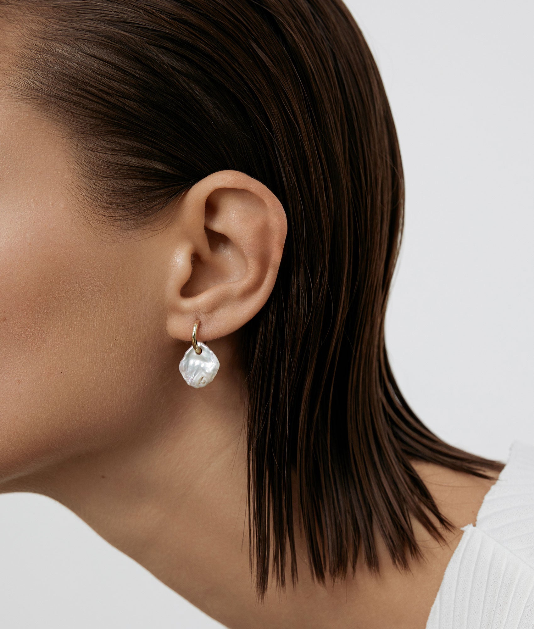 Giselle Shashi St Barths Earrings Giselle Huggie Earring