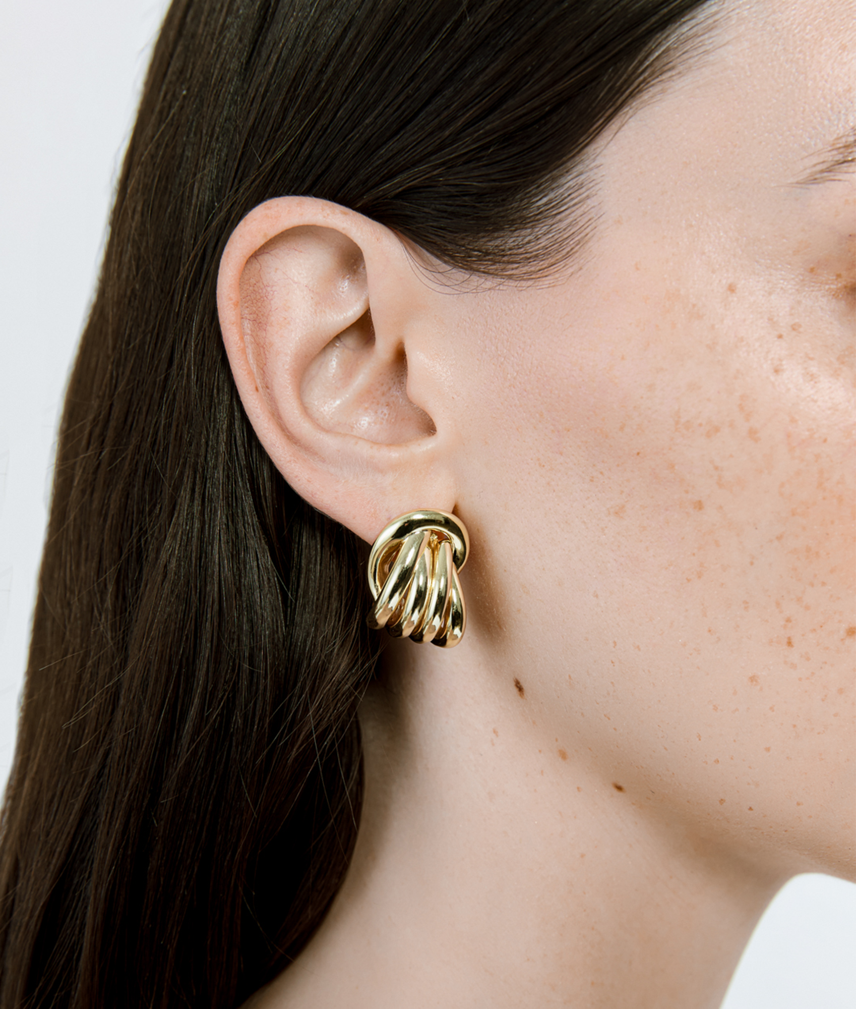 Roux Knot Earrings in Gold by SHASHI – SHOP SHASHI