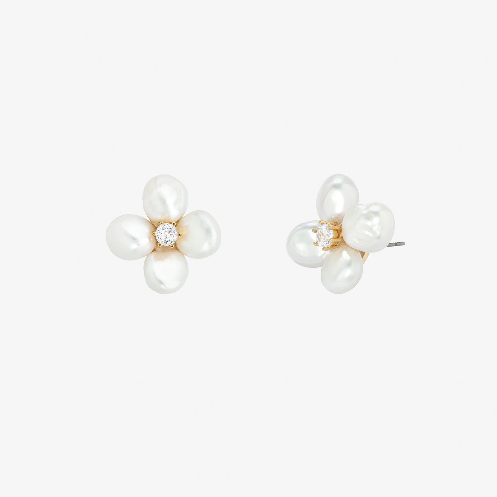 Fresh Squeeze Pearl Flower Studs