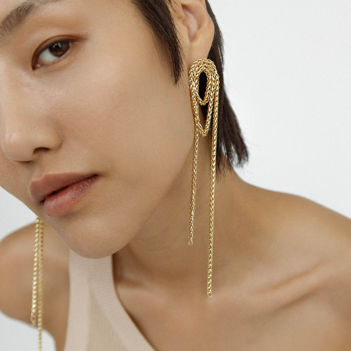 格安超歓迎 Shashi シャシ Chain Drop Earrings Gold ユニセックス