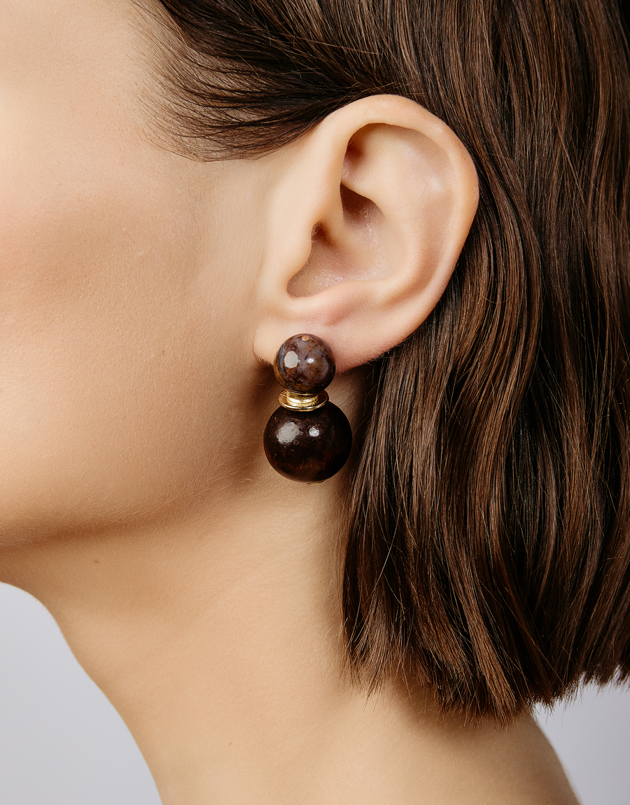 Bois Earring in Brown