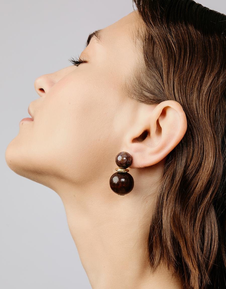 Bois Earring in Brown