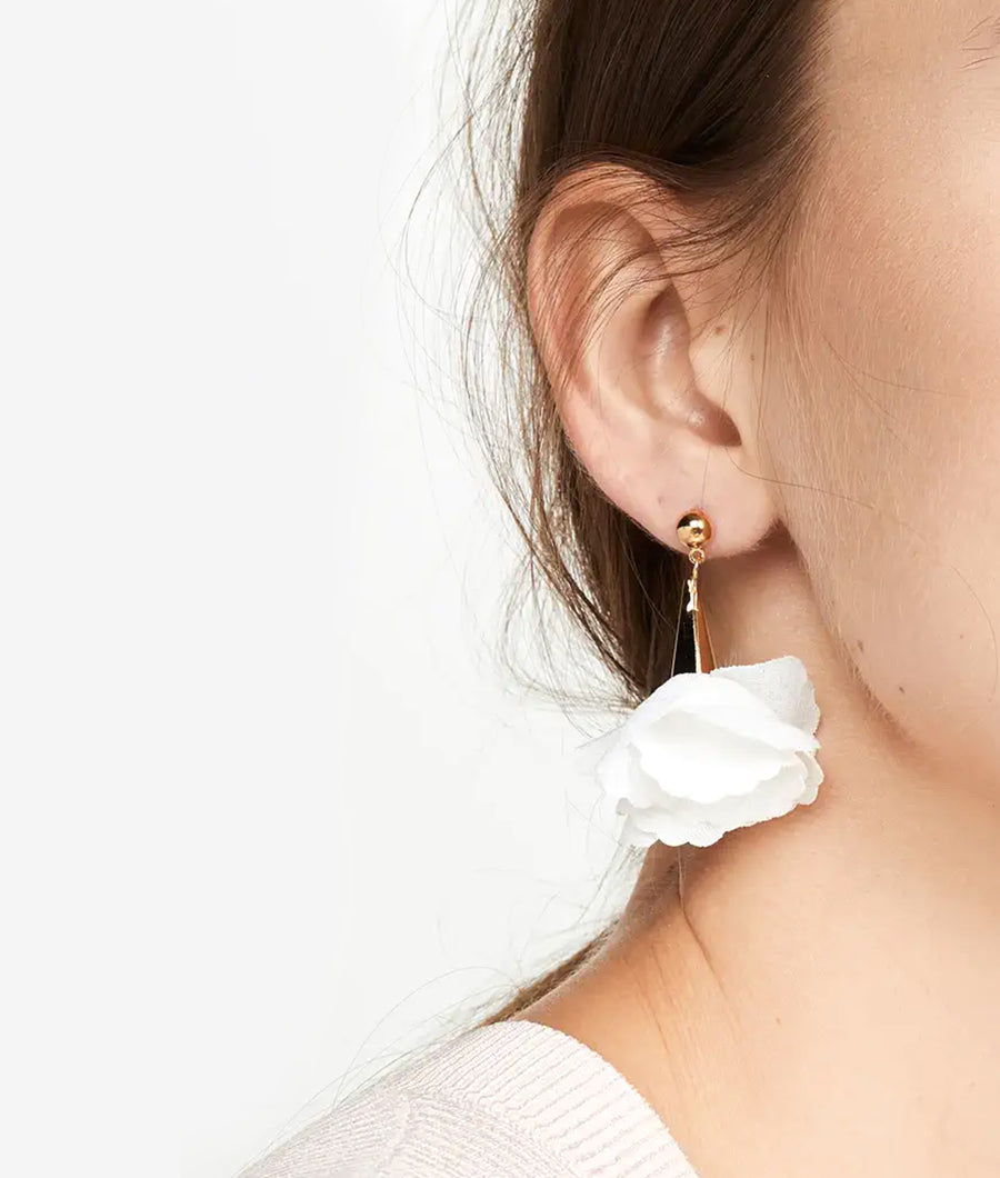 Florence Earring | SHASHI Flower Earring