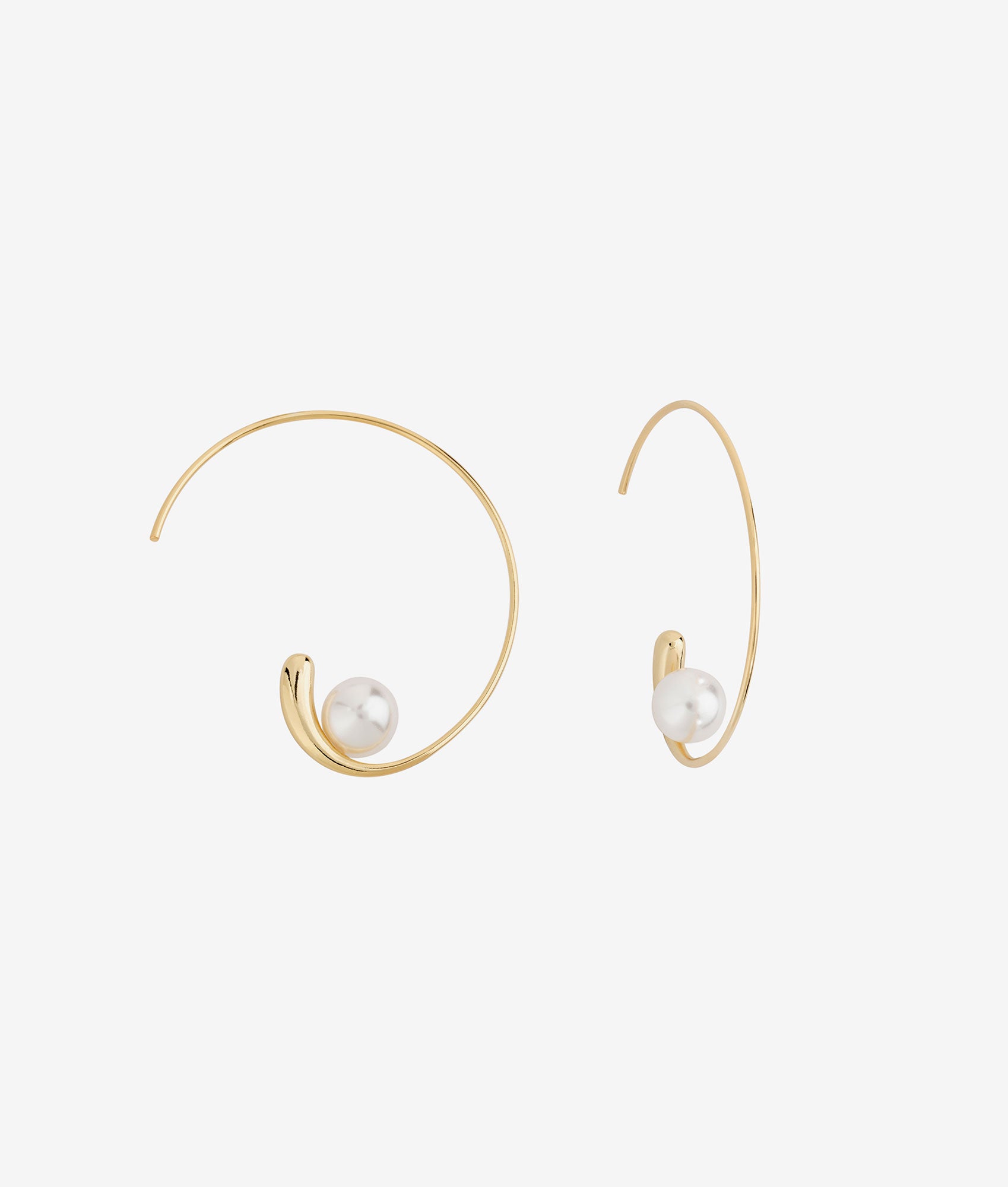 Jemima Pearl Earring