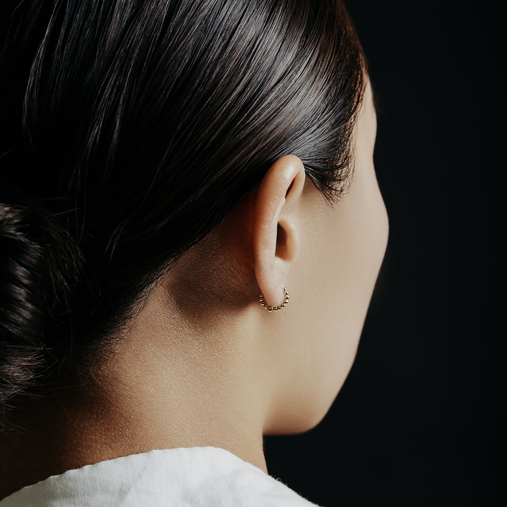 Katerina Pebble Huggie Hoop Earring