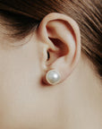 SHASHI Pearl Stud Earring