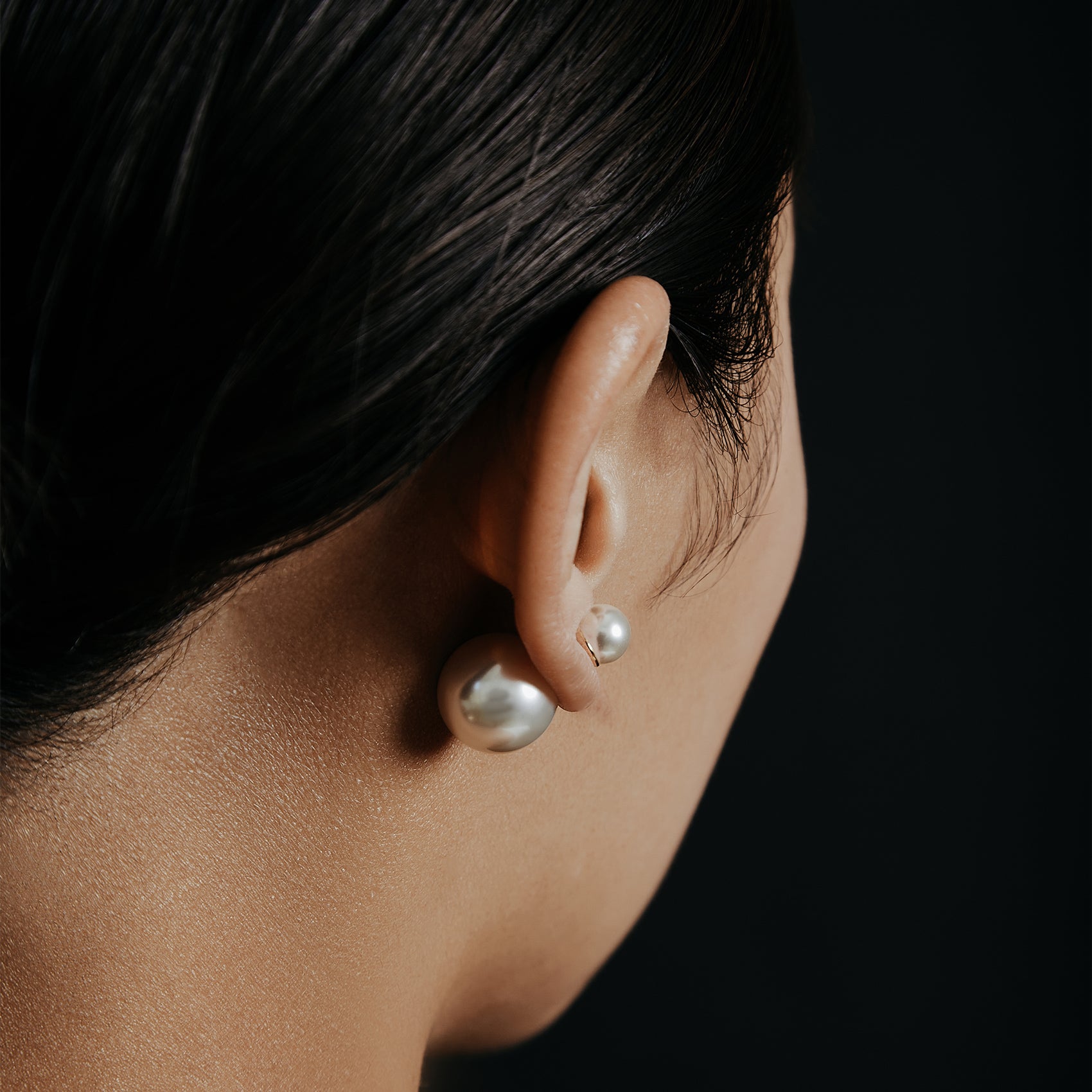 Double Ball Pearl Earring