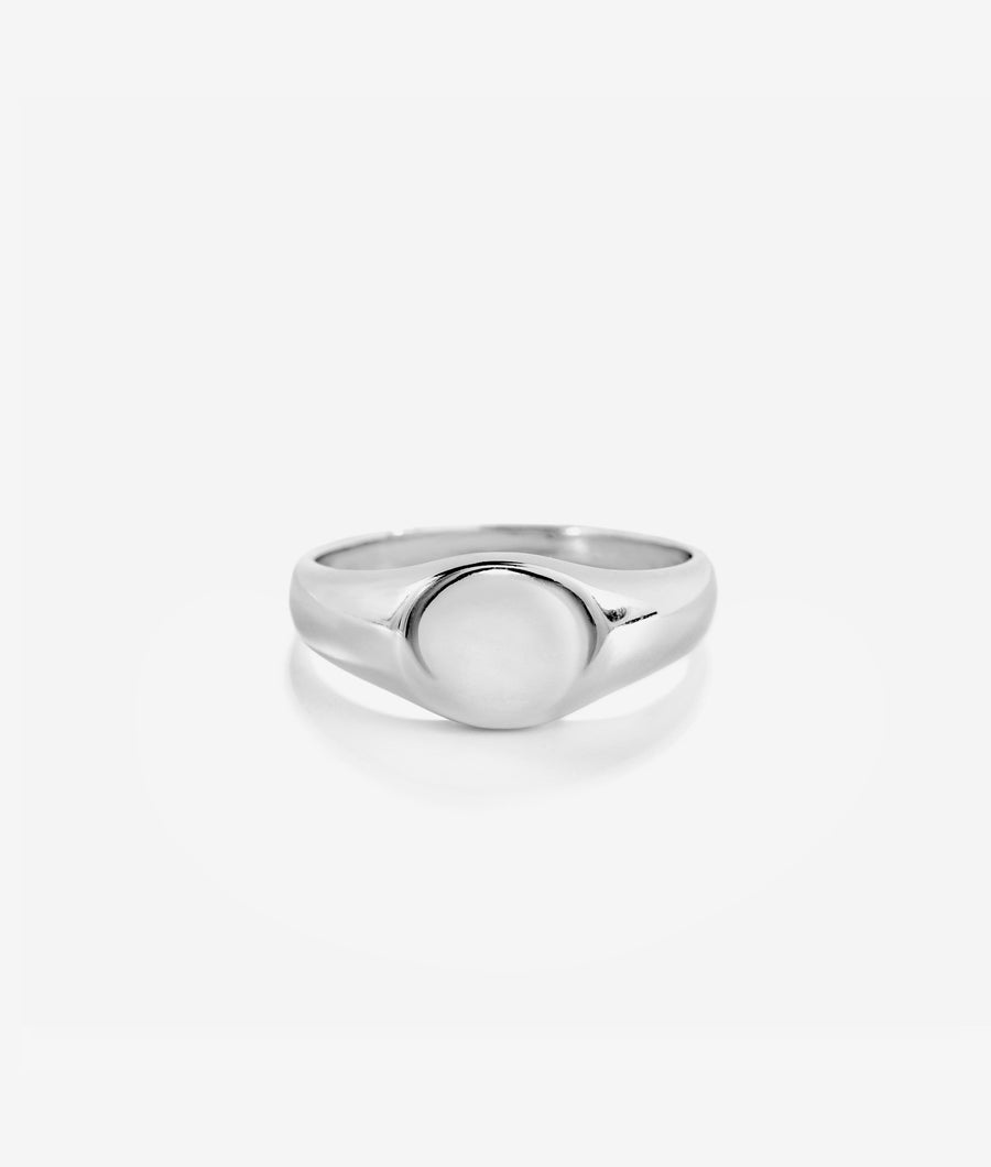 Caviar Ring | SHASHI Classic Signet Ring