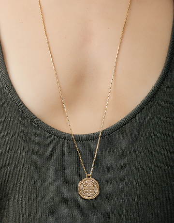 Medallion Chain Necklace