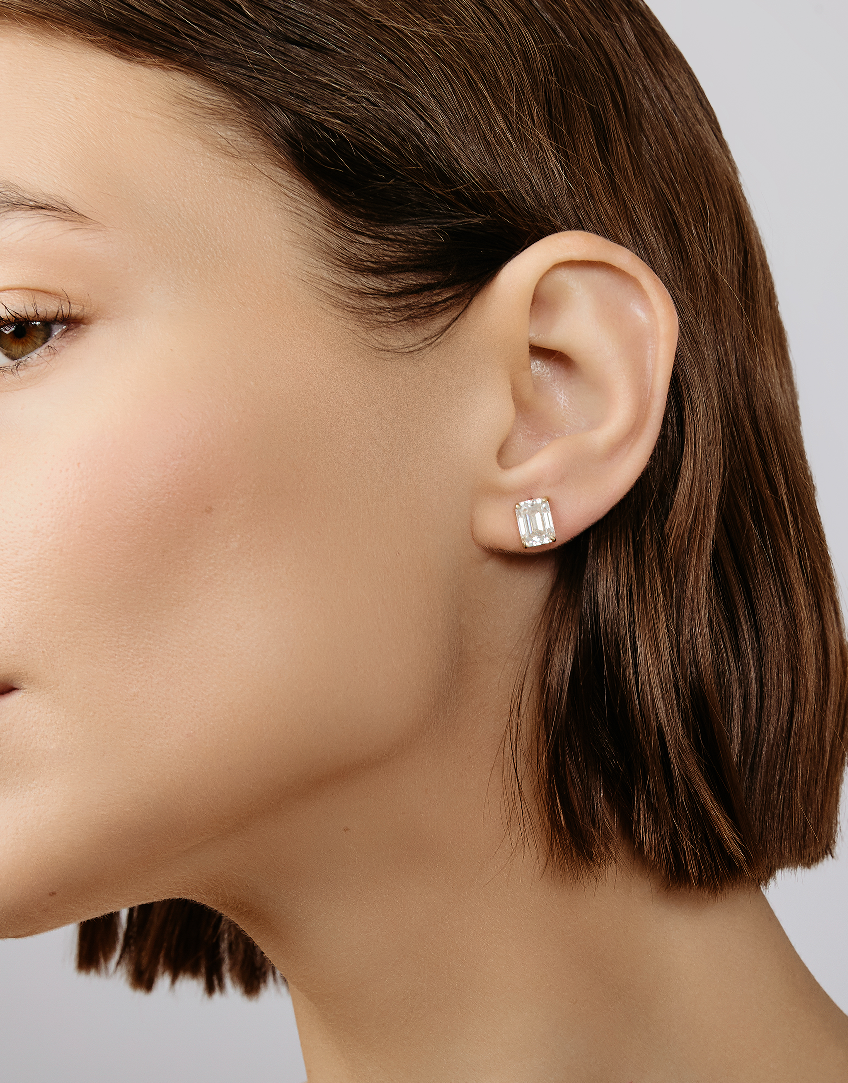 Emerald Baguette Stud