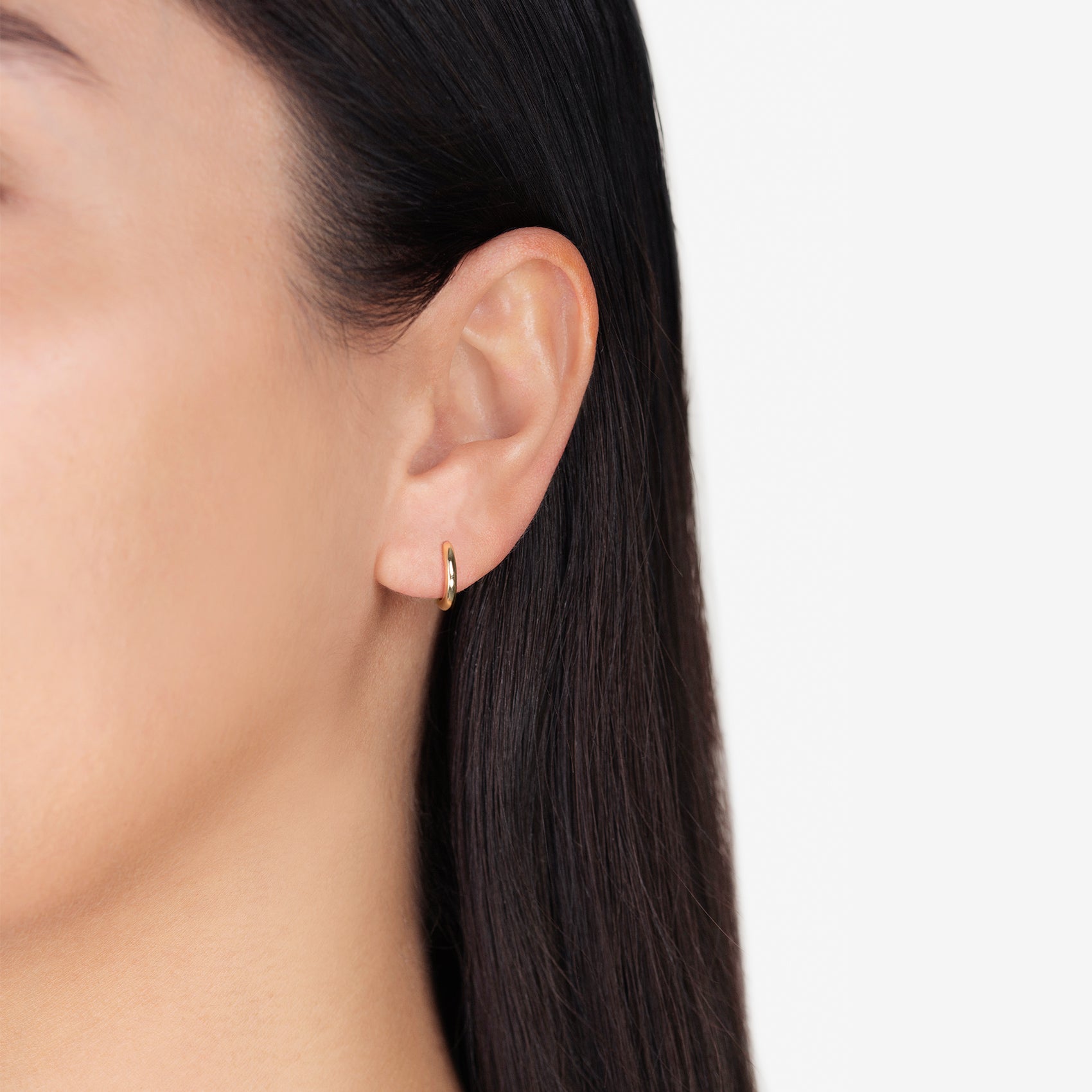 Micro Teeny Tiny Huggie