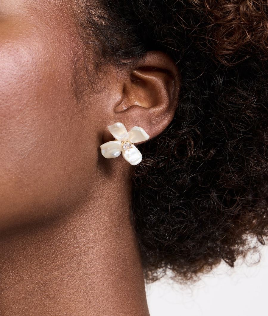 Flower Pearl Earrings