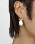 Giselle Earring | SHASHI Pearl Earring Baroque Pearl Drop Statement earring