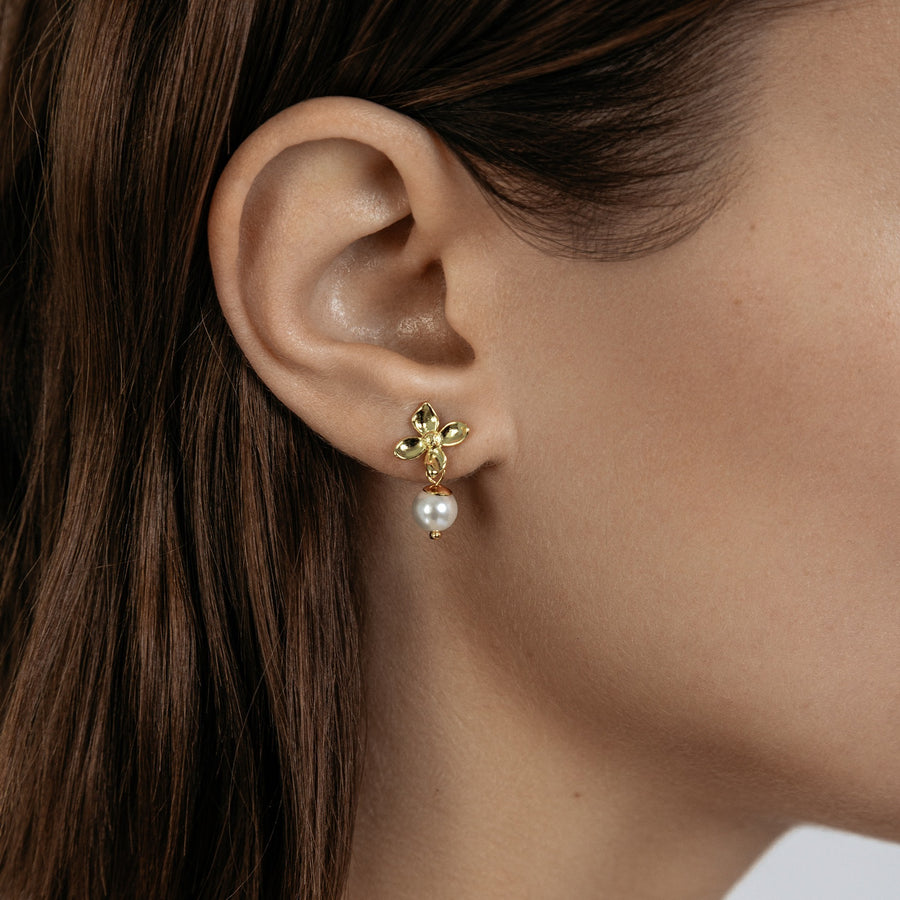 Baby Fiorina Stud | SHASHI Flower Earring