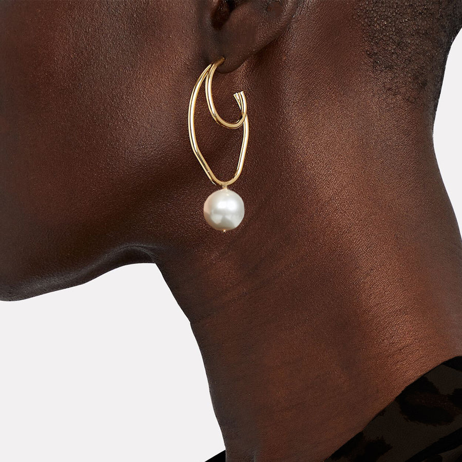 Pearl Earring | SHASHI Barcelona Earring