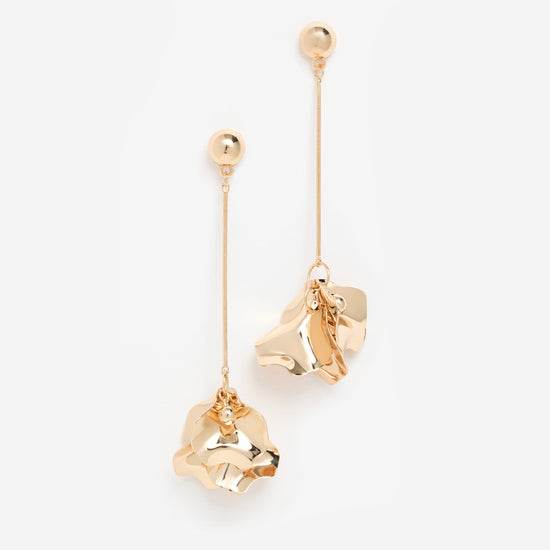 Petunia Earring, Gold | SHASHI Flower Earring – SHOP SHASHI