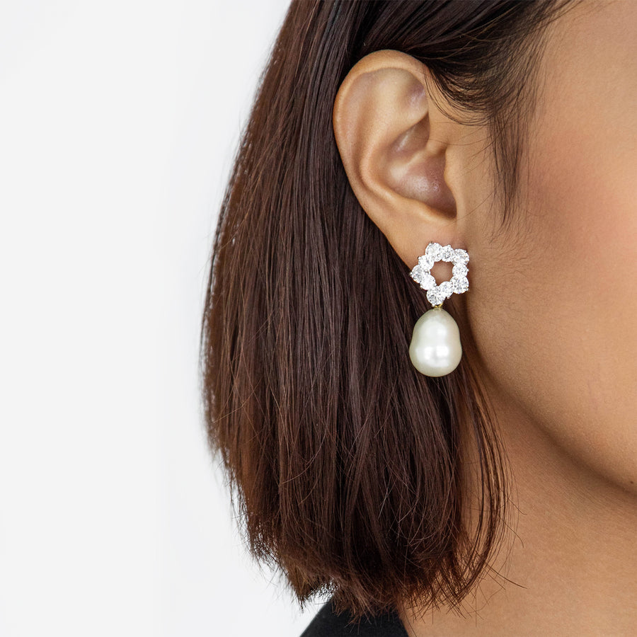 Robin Earring | SHASHI Pearl Earring